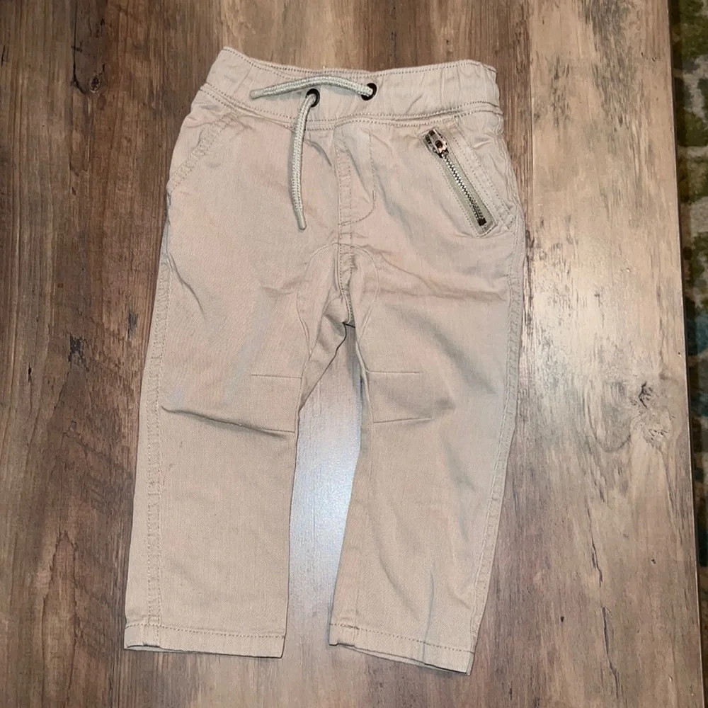 Cat & Jack Khaki Jogger size 12 months